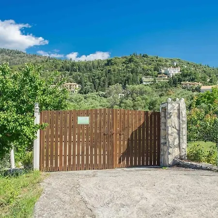 Anthia Private A Breath Away From Beaches