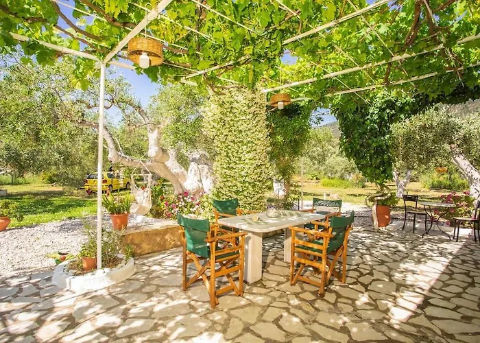 Tatil Evi Anthia Private A Breath Away From Beaches