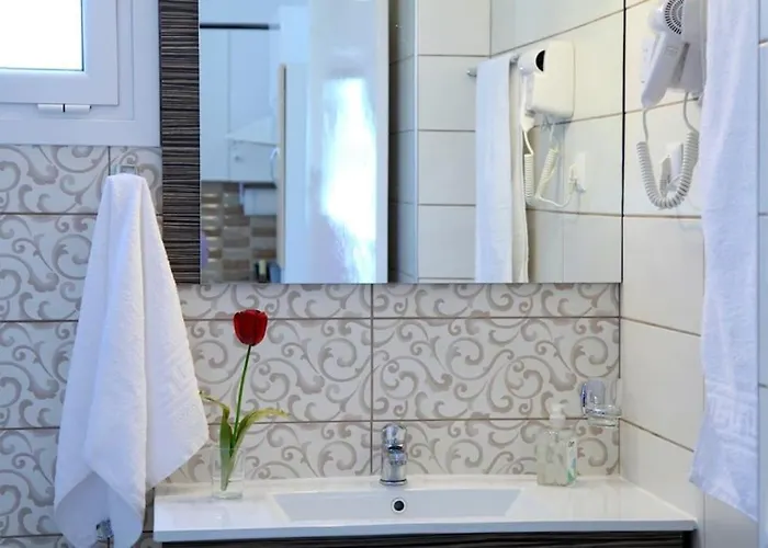 Anthia Private A Breath Away From Beaches Tatil Evi *