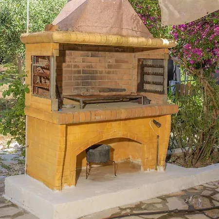 Vakantiehuis Anthia Private A Breath Away From Beaches