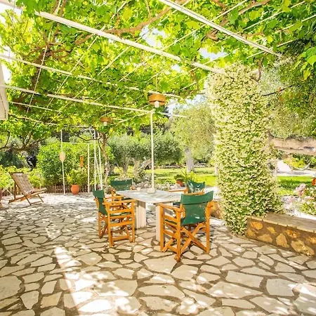 Anthia Private A Breath Away From Beaches Άγιος Νικήτας