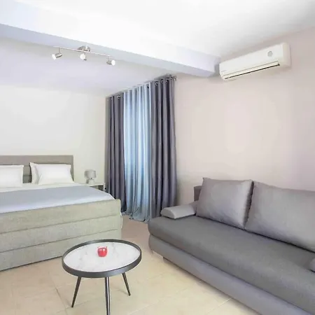 Anthia Private A Breath Away From Beaches * Agios Nikitas