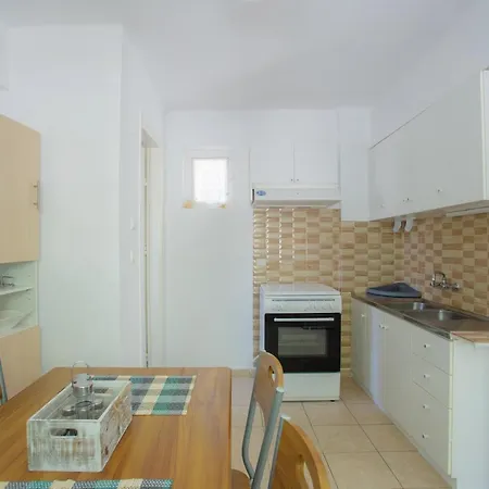 Anthia Private A Breath Away From Beaches *