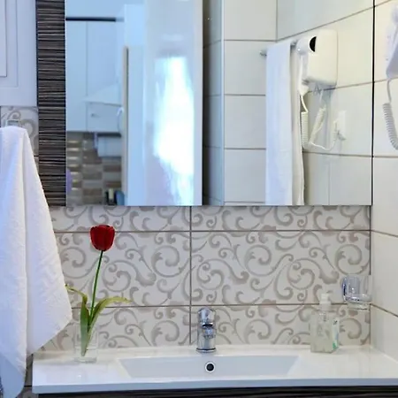 Anthia Private A Breath Away From Beaches Vakantiehuis *