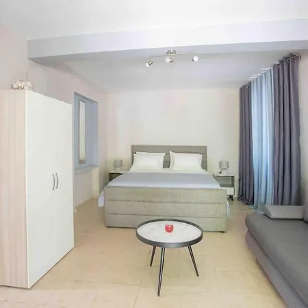 Anthia Private A Breath Away From Beaches Áyios Nikítas