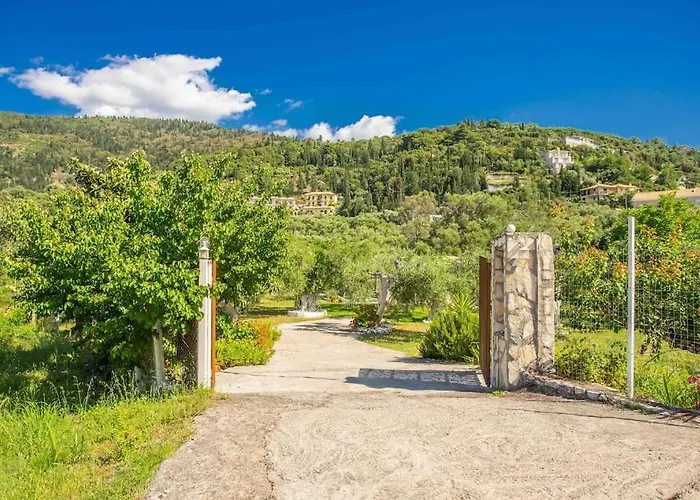 Anthia Private A Breath Away From Beaches Áyios Nikítas